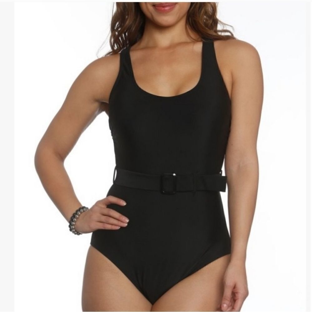 NWOT Sun & Sea Belted One Piece Swimsuit